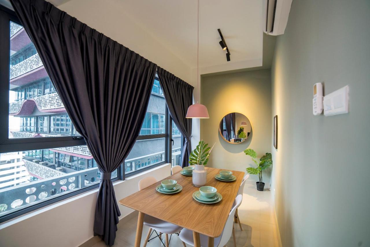 Arte Plus Klcc Designer Suites By Cobnb กัวลาลัมเปอร์ ภายนอก รูปภาพ
