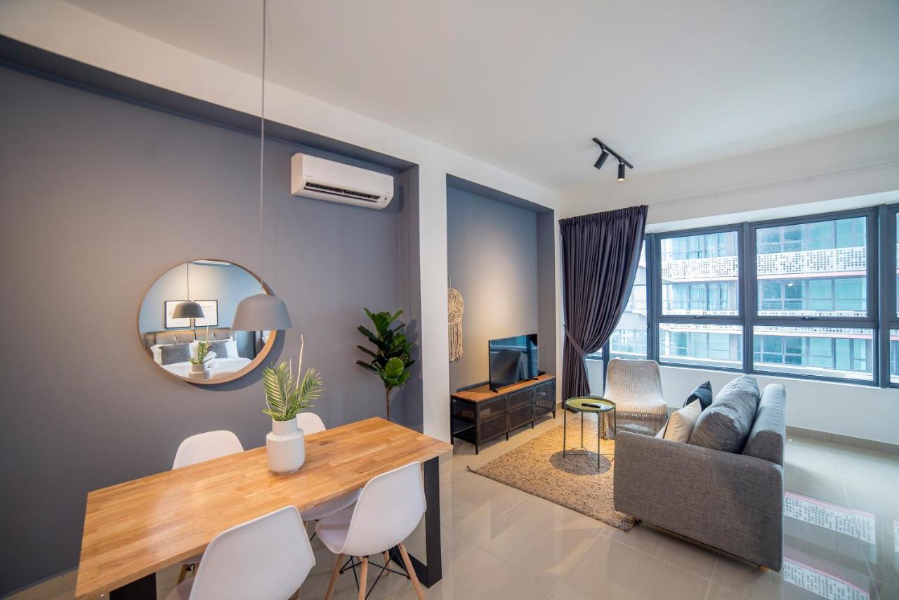 Arte Plus Klcc Designer Suites By Cobnb กัวลาลัมเปอร์ ภายนอก รูปภาพ