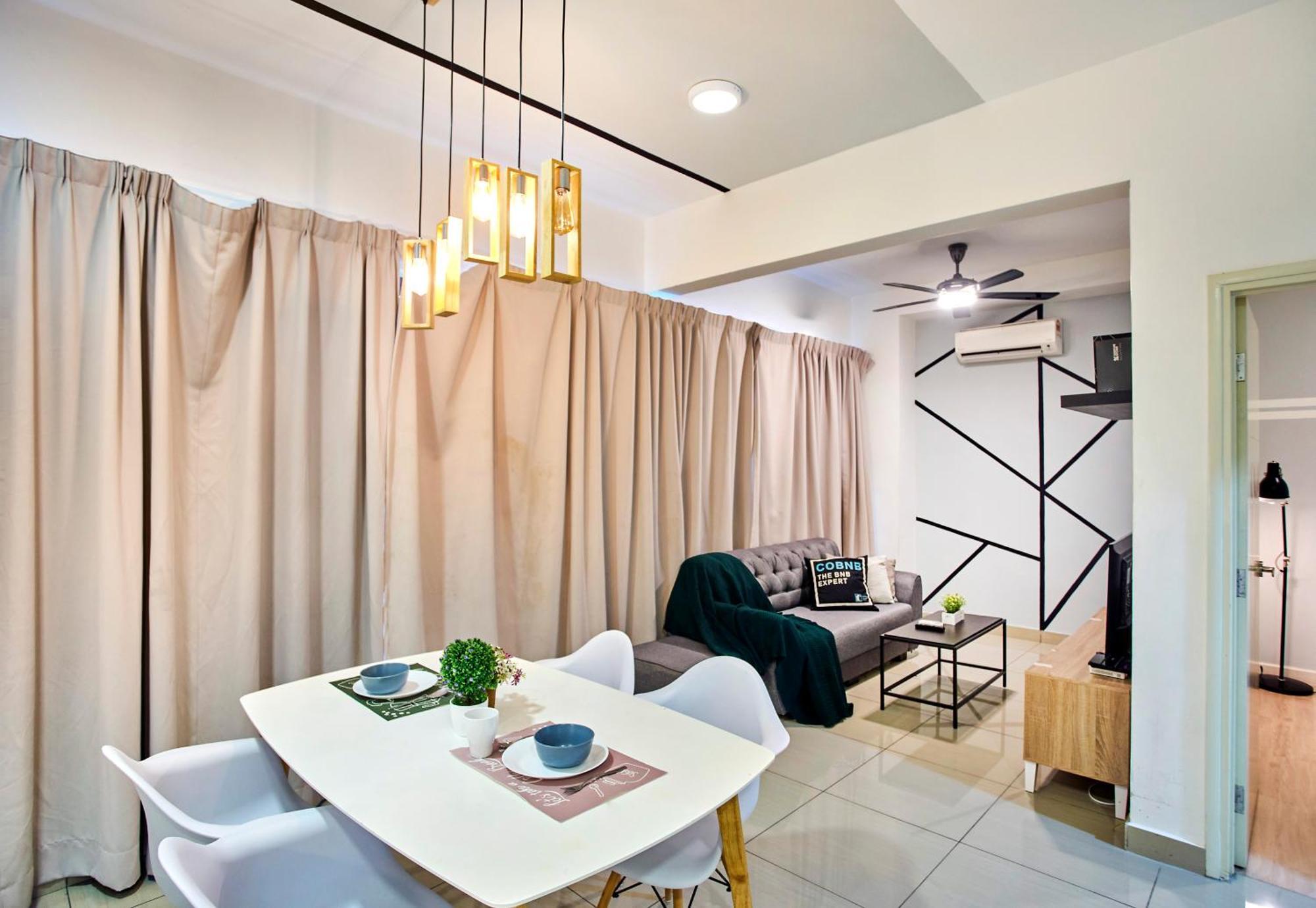 Arte Plus Klcc Designer Suites By Cobnb กัวลาลัมเปอร์ ภายนอก รูปภาพ