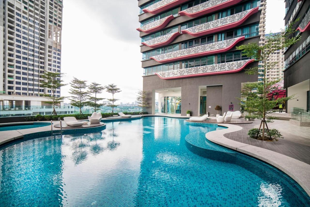 Arte Plus Klcc Designer Suites By Cobnb กัวลาลัมเปอร์ ภายนอก รูปภาพ